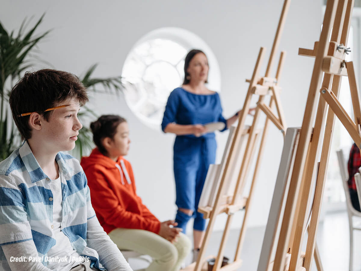 How Do Extracurriculars Affect Academic Focus?